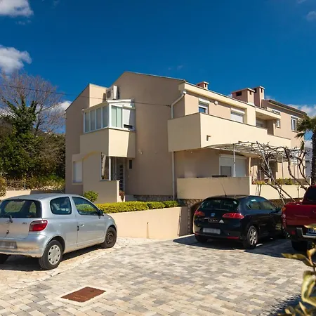 Apartament Ivanka 2 *